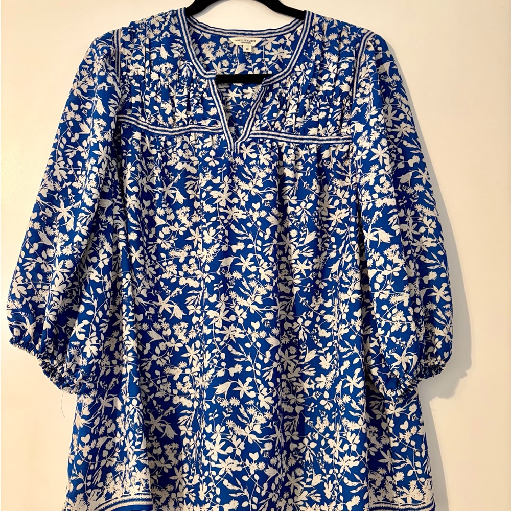 Max Studio Blue and White Floral Blouse